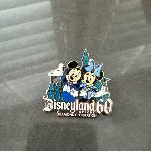 75623 | DLR - Walt Disney Travel Company Disneyland 60th