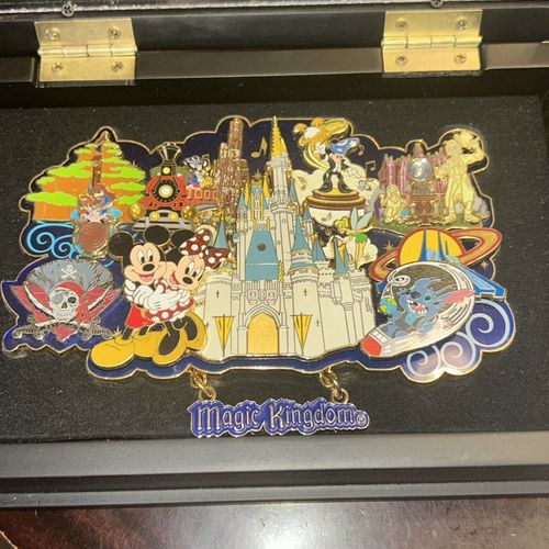 8926 | WDW - Four Park Super Jumbo Pin Collection - 2006