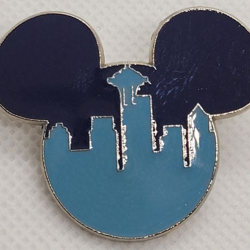 Disney - saki Mickey Head Shape Seattle Skyline Individual Disney Park