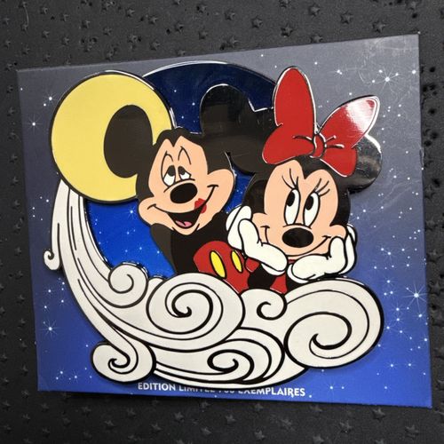 218719 | DLP - Under the Moon Series - 2024-2025 - Mickey & Minnie