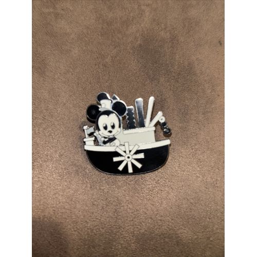 54422 | WDW/DLR - Mickey Mouse - Steamboat Willie - 2022 | My Pin