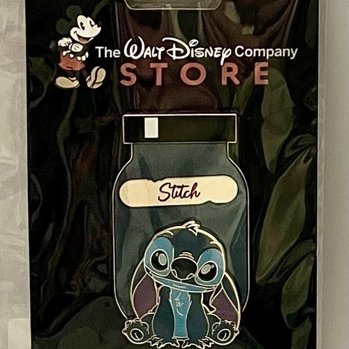 205682 | DEC - D23 - The Color Shades of Magic - 2024 - Blue