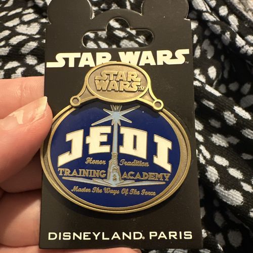38396 | DLP - Star Wars™ - Jedi Training Academy - 2015 | My Pin