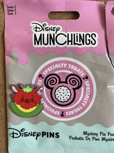 ミニコミ　MUNCH NO.2 Disney Munchlings Mini Munch Duos Series 2 Mystery Pack 2